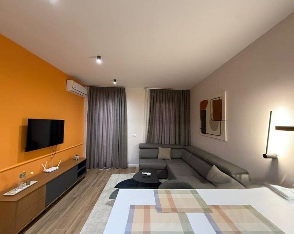 Apartment 1+1 for sale invested on “Siri Kodra” Street!
