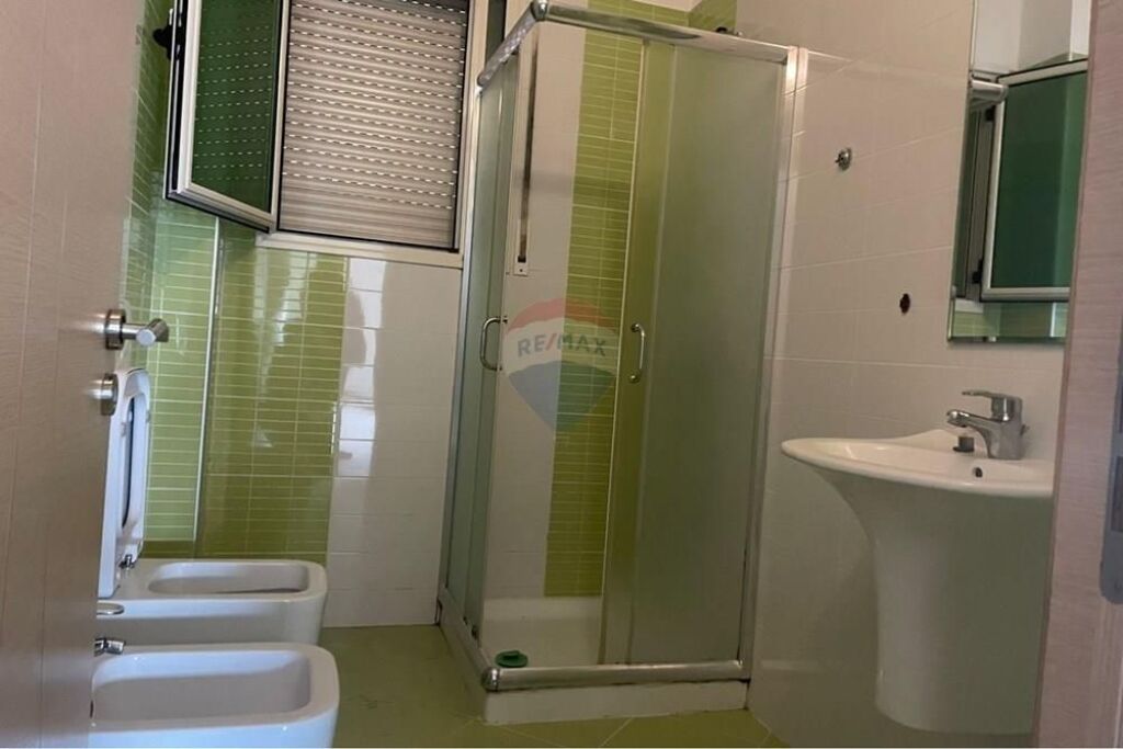 🏡 Appartamento 3+1 in Affitto – Vicino al Parco Aulona, Vlora
