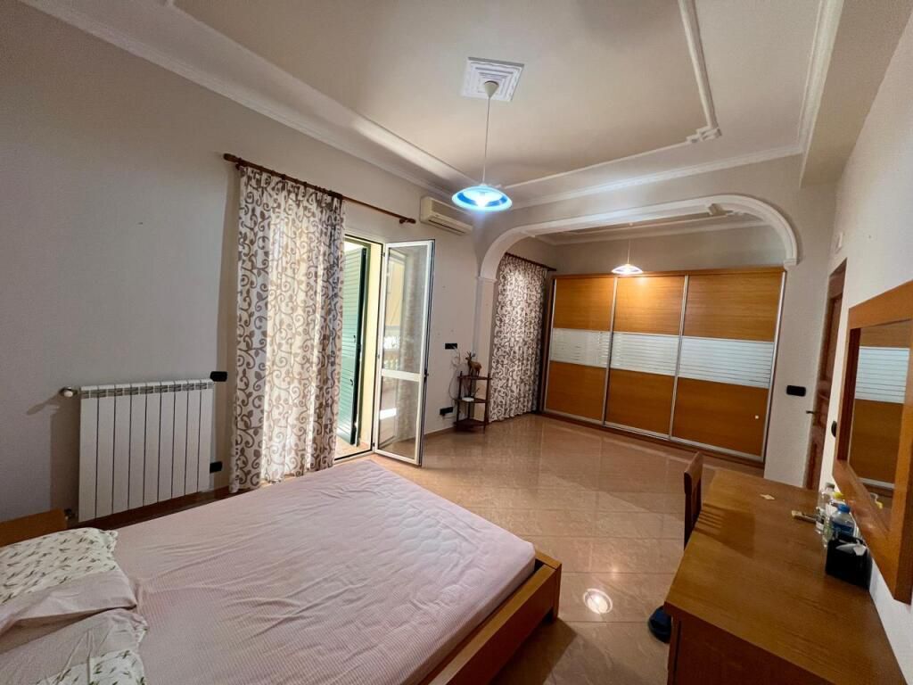 🔥 3-Storey Villa for Sale in Vlora, Lungomare🔥