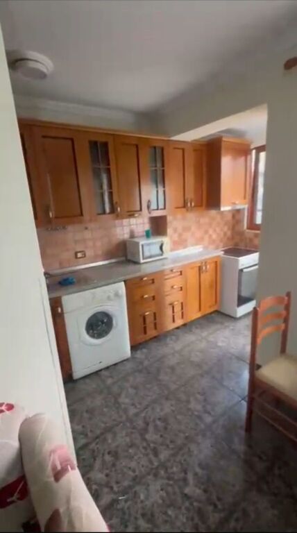 Appartamento 1+1 in vendita in Via Babe Rexha vicino a Report TV, Tirana (ID 4119472)