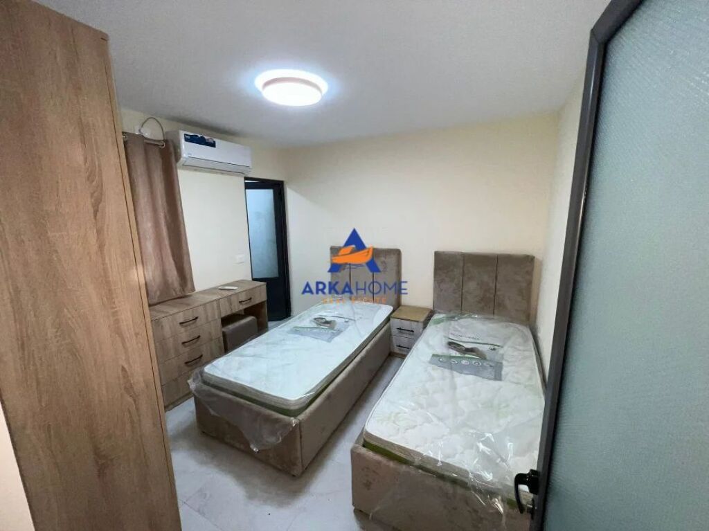 APPARTAMENTO IN AFFITTO 1+1+ BALCONE "ZONA DELLA SCUOLA UNITA, 5 MIN DAL FACOLTÀ DI MEDICINA" 400 EURO