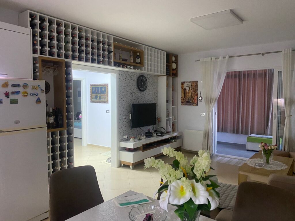 Appartamento al piano 3+1 a Pogradec