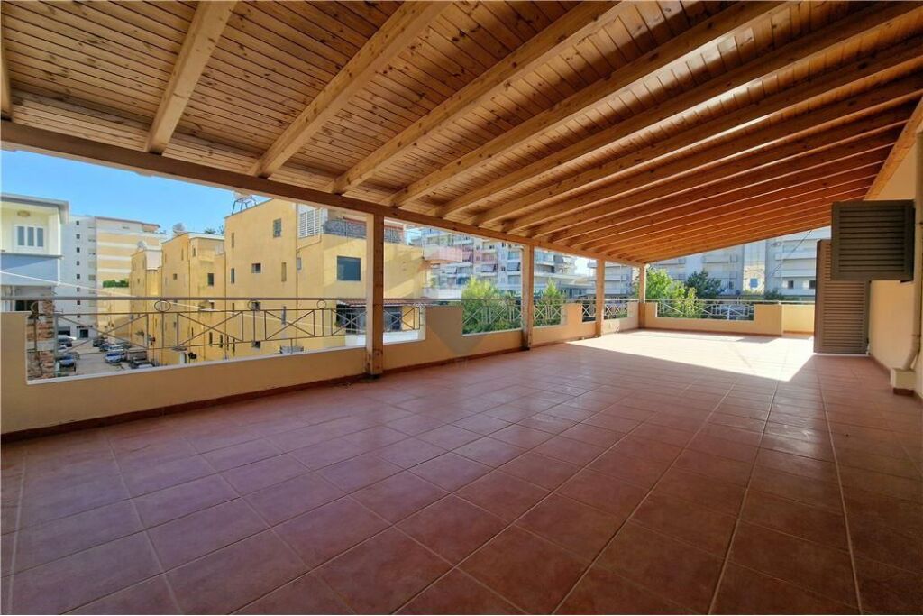 Okazion 900€/m2 Apartament ne shitje,Vlore