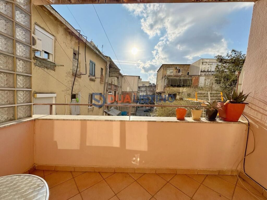 Apartament 1+1 me qira  tek sheshi willson !