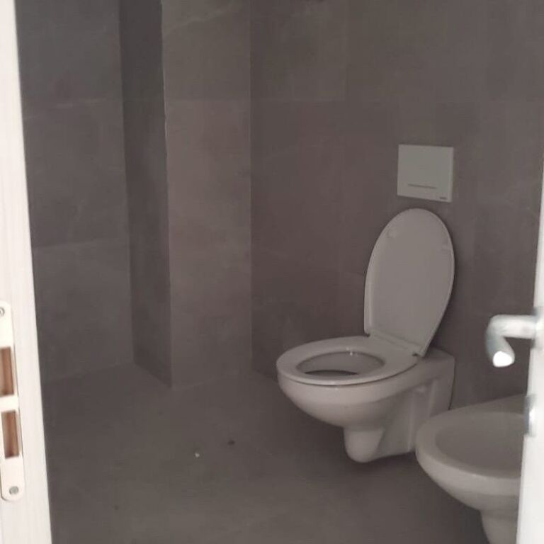 🏡 Apartment 1+1 for Sale – Complex E-88, Dritan Hoxha 📍