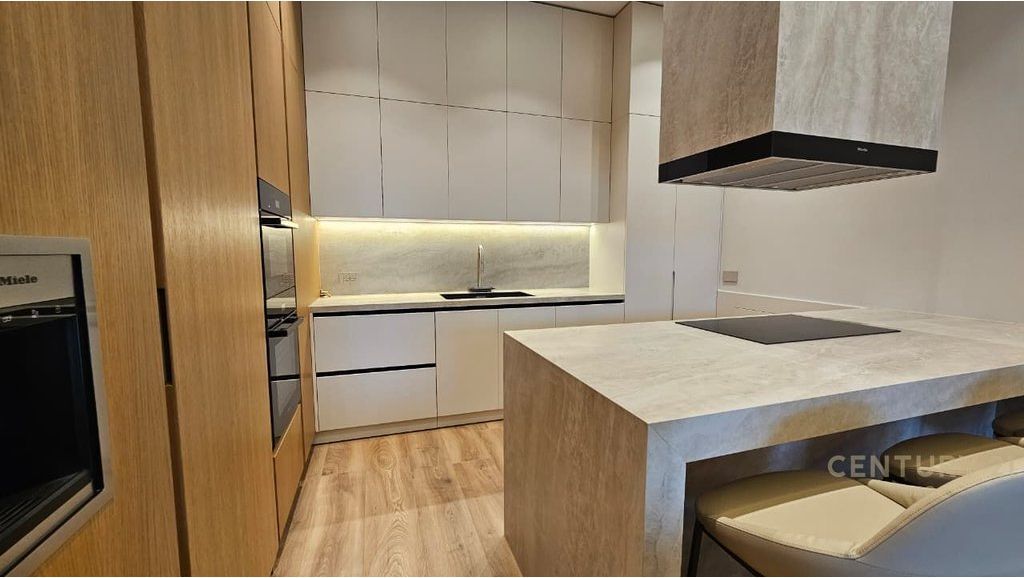 MAGNIFICA VILLA SU 4 PIANI IN AFFITTO PRESSO IL LUMINOR RESIDENCE VICINO A TEG!