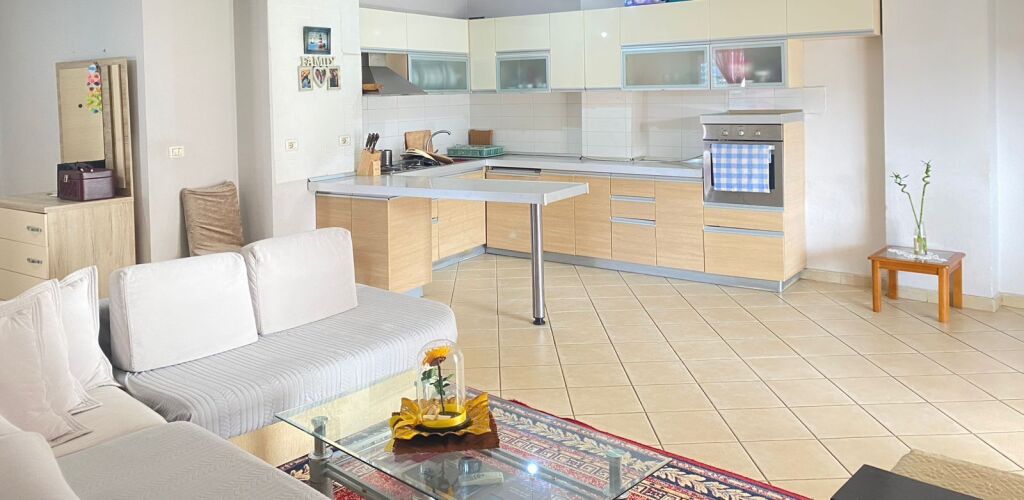 Apartment 2+1, Astir( Ozoni)!