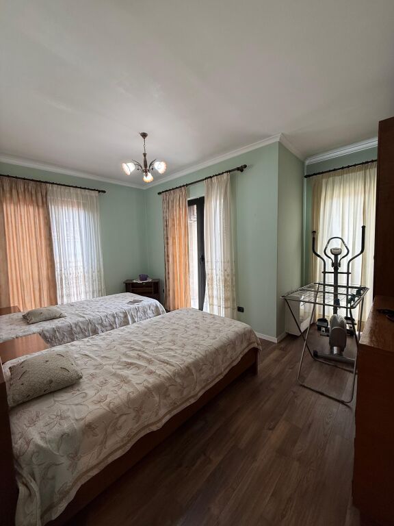 Apartament 3+1+2+Depo me qira - QENDER