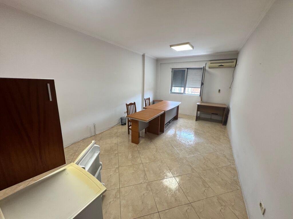 🏢 Ufficio in affitto nel centro – vicino al Ministero della Giustizia