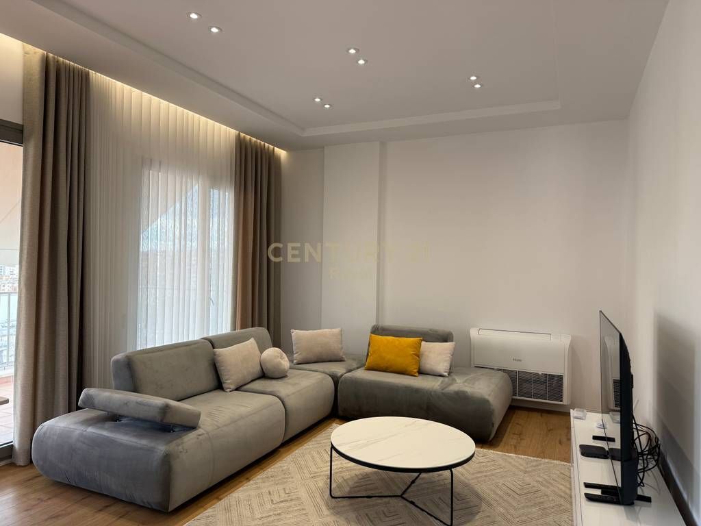 Apartment 2+1+2 for rent