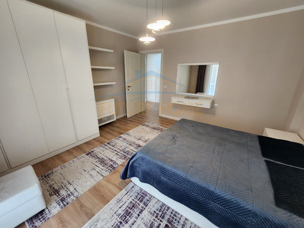Ap 2+1+ Post Parkimi, Rruga e Kosovarëve, Komuna e Parisit.TIRANE