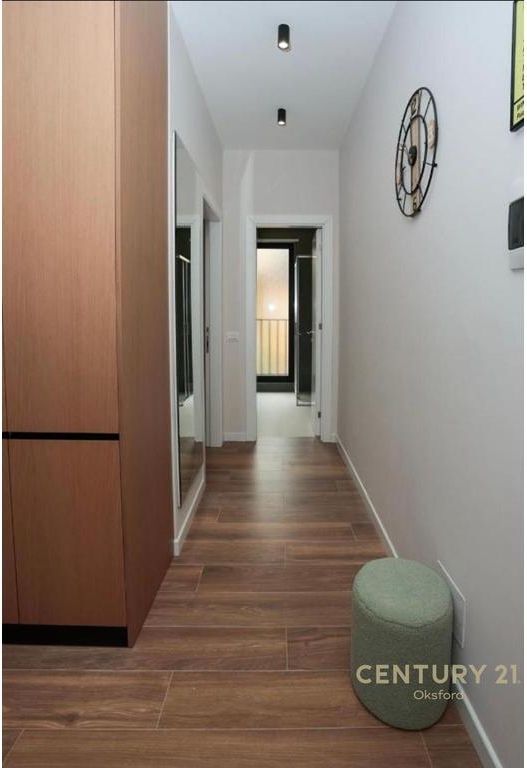 Shitet apartament 1+1 i investuar tek Rruga “Siri Kodra”!