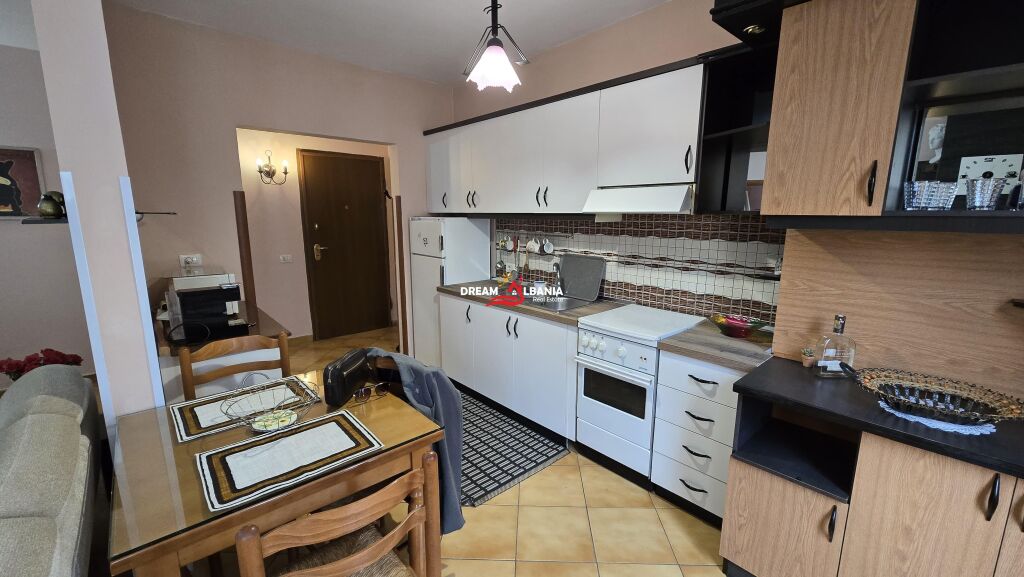 Appartamento 2+1+2 bagni in affitto a Kodra e Diellit ( ID 42215491 )