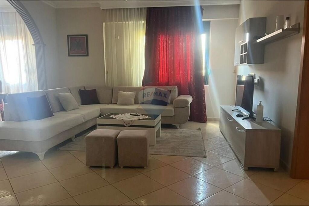 🏡 Apartment 2+1 for Rent – Lungomare, Vlorë