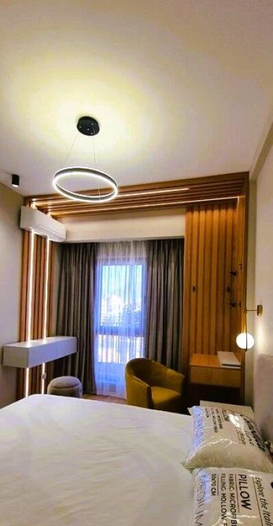 GARDEN BUILDING JAPIM ME QIRA APARTAMENT LUKSOZ 1+1 + POST PARKIMI