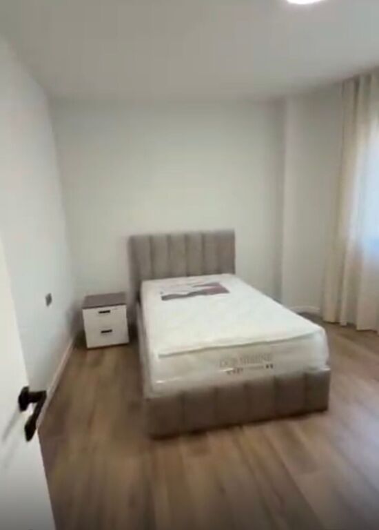 Apartament 2+1+2+parkim te Dega e Thesarit ,Rruga e Elbasanit