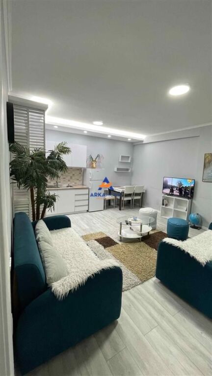 JEPET ME QERA APARTAMENT 1+1+BALLKON "TE KIKA 2" 650 EURO