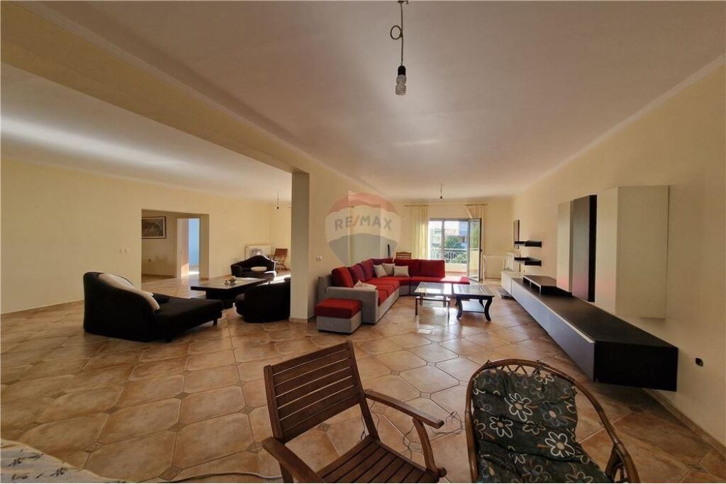 Okazion 900€/m2 Apartament ne shitje,Vlore