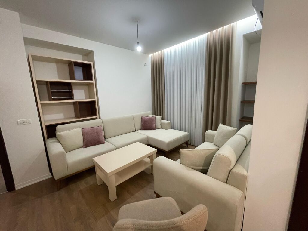 Apartament 1+1 për qira në Astir !