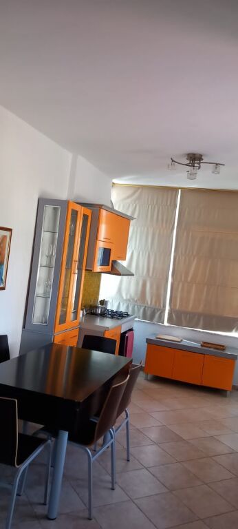 Appartamento 1+1 in affitto a Golem. Affitto annuale DI FRONTE all'hotel Hepidan