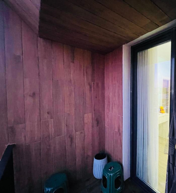 VENDESI APPARTAMENTO 2+1 VICINO ALLA SCUOLA UNITA