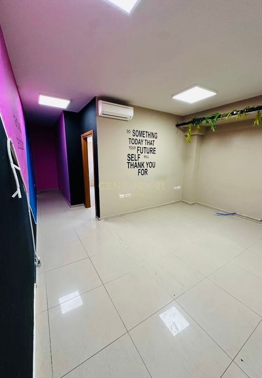 Complesso Halili - Affittasi 300m2 Ambiente Commerciale