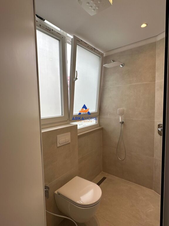 JEPET APARTAMENT ME QERA 3+1+2+1BALLKON "DON BOSKO" 850 EURO