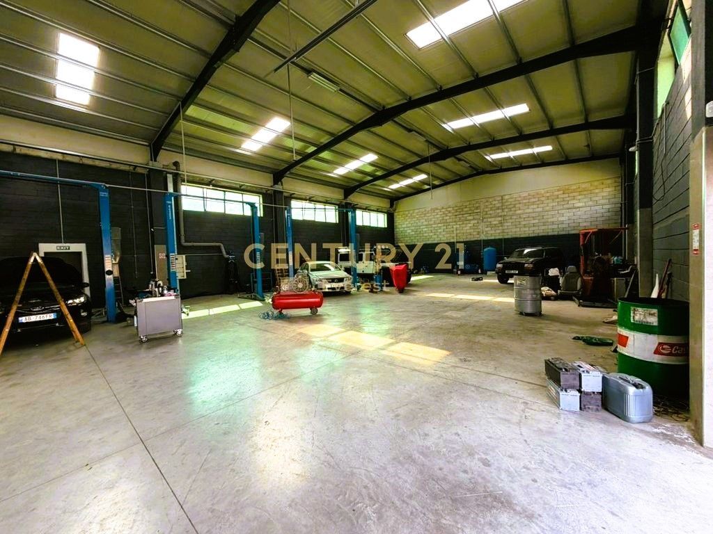 VORE, WAREHOUSE FOR RENT