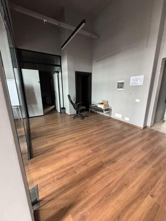 OFFICE FOR RENT 740M2 ALI DEM