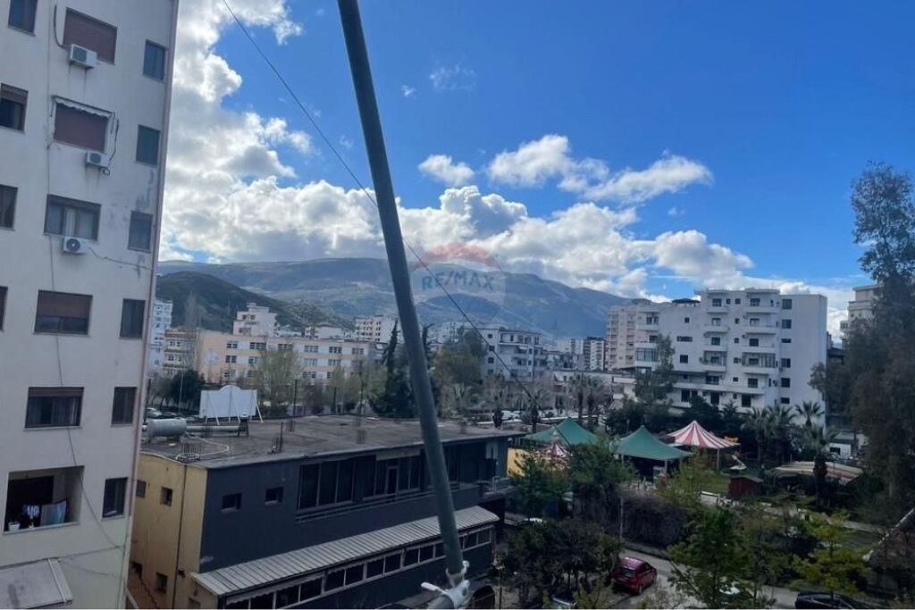 🏡 Appartamento 3+1 in Affitto – Vicino al Parco Aulona, Vlora