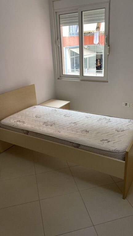 Jepet me qera 2+1, 540€, te mbikalimi i pare SELITE