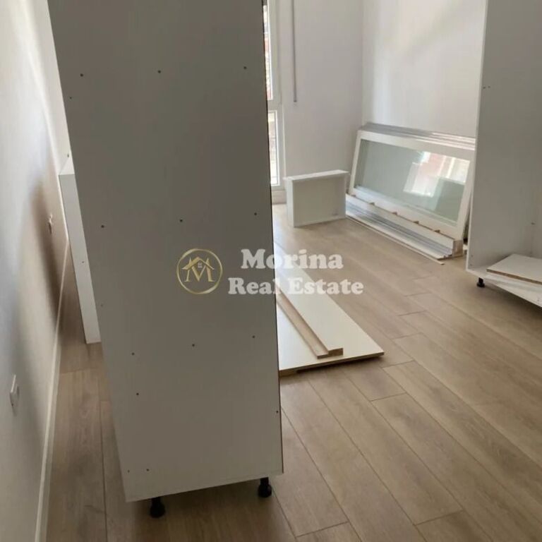 Vendita | Appartamento 2 + 1 + 2 | Kamëz | 148300 €