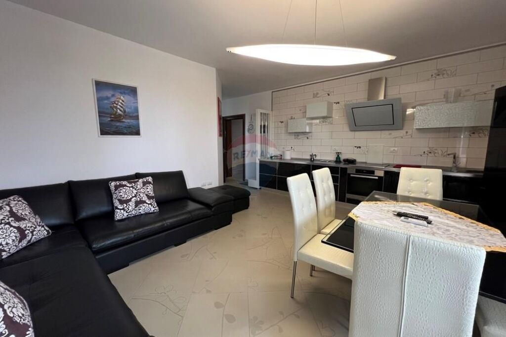 🏡 Apartment 2+1 for Rent – Lungomare, Vlorë (Oslo Area)