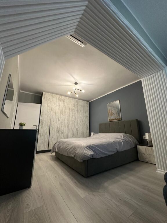 Apartament 1+1 me qera Rruga e Durresit ne Tirane