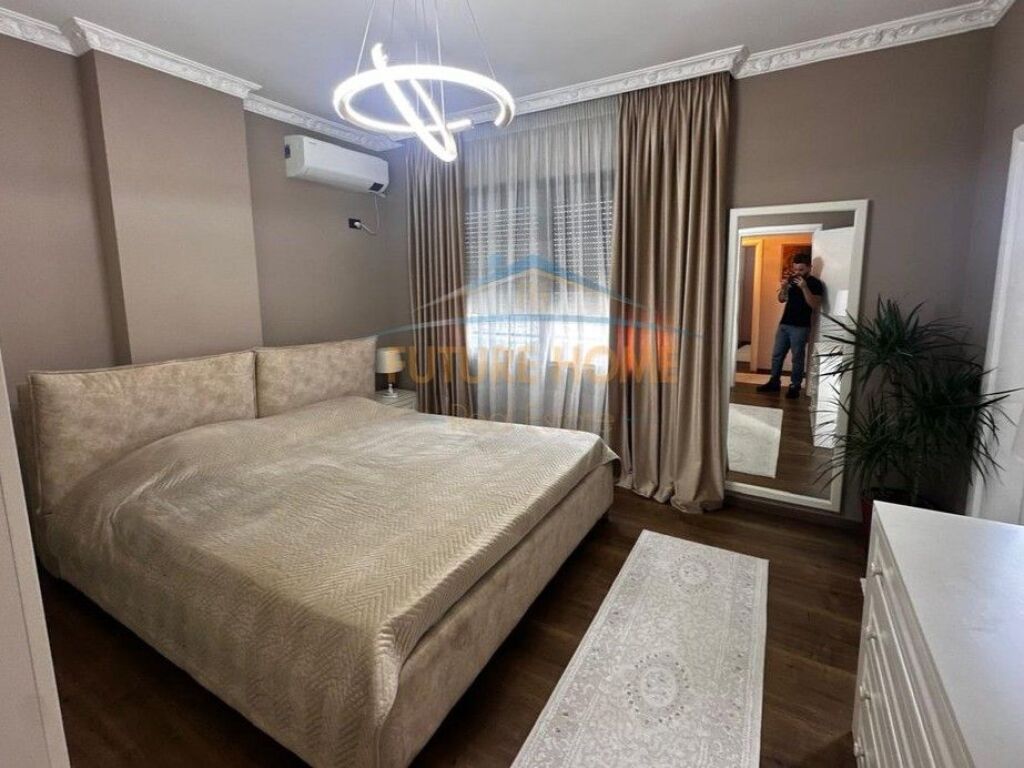 In vendita, Appartamento 3+1+2, Nuovo Anello, Tirana