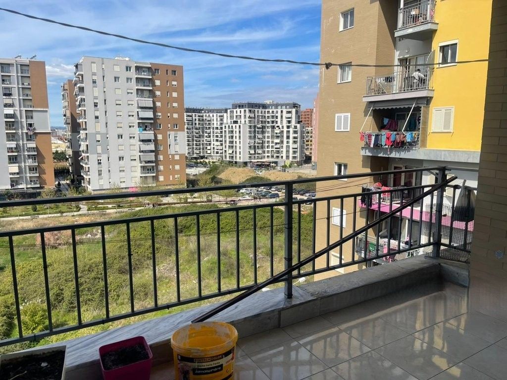 PËR QIRA APARTAMENT 2+1 NË FUSHËN E AVIACIONIT 550 € /Muaj