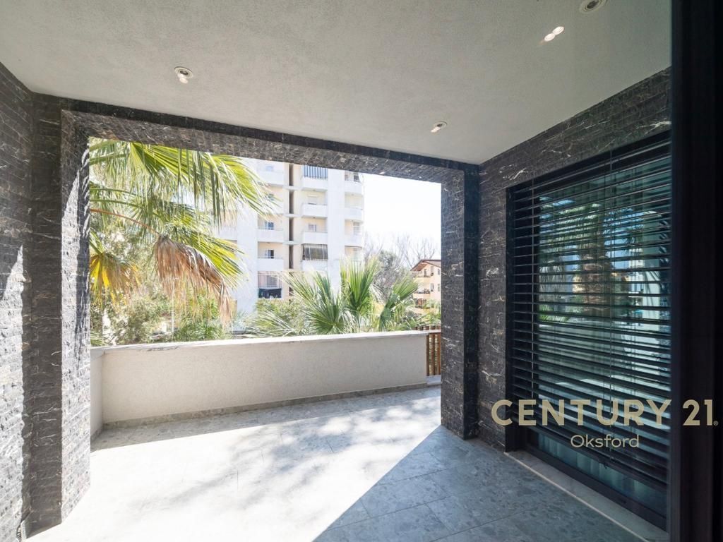 Exclusive! Luxury Villa For Sale on Iliria Modern Beach with Spa, Rooftop and Pool – Premium Investment