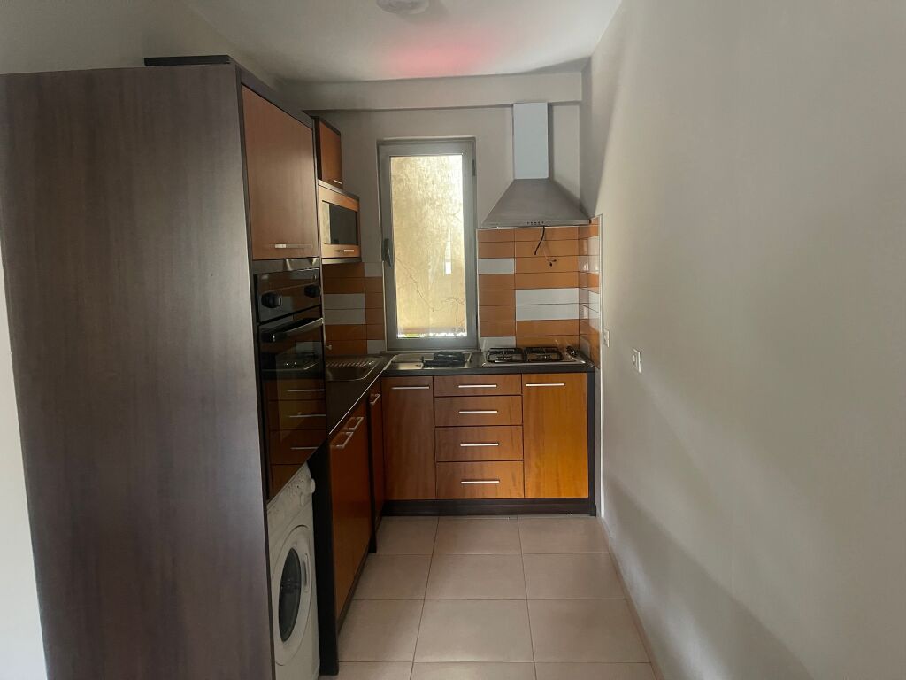 Apartament 1+1 me qera tek Brryli ne Tirane