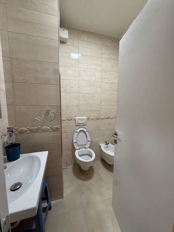 Apartament 3+1+2+Depo me qira - QENDER