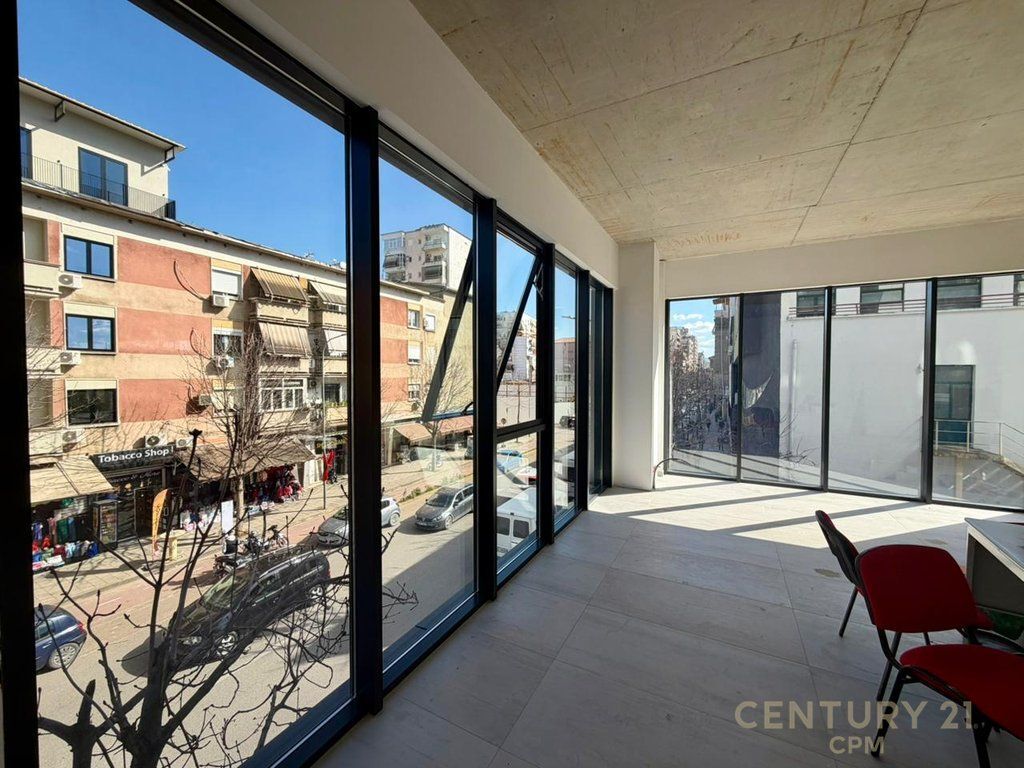 110 SQUARE METERS OPEN SPACE PREMISES NEXT TO BARRIKADAVE STREET FOR RENT!