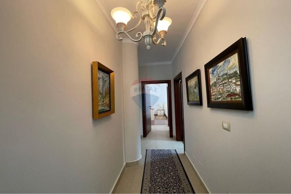 Apartament - Për Shitje - Kopshti Zoologjik, Tiranë