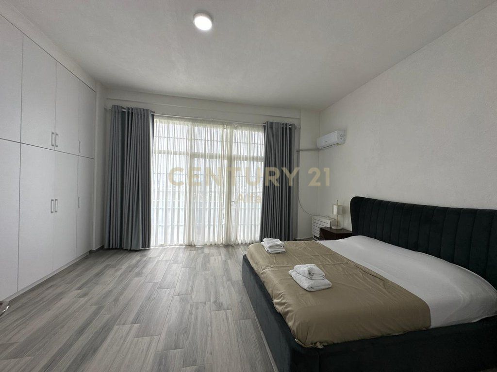PENTHOUSE MODERNO IN AFFITTO A PASKUQAN!