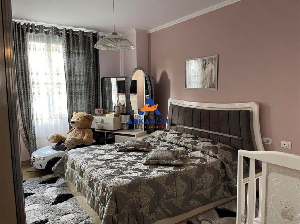 SHITET APARTAMENT 2+1+BALLKON "TE RRUGA BESIM ALLA,YZBERISHT" 1500000 LEKE