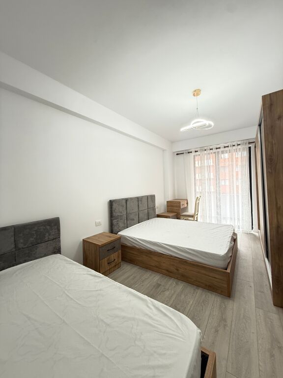 Appartamento 1+1 in Affitto ad Astir, 400€