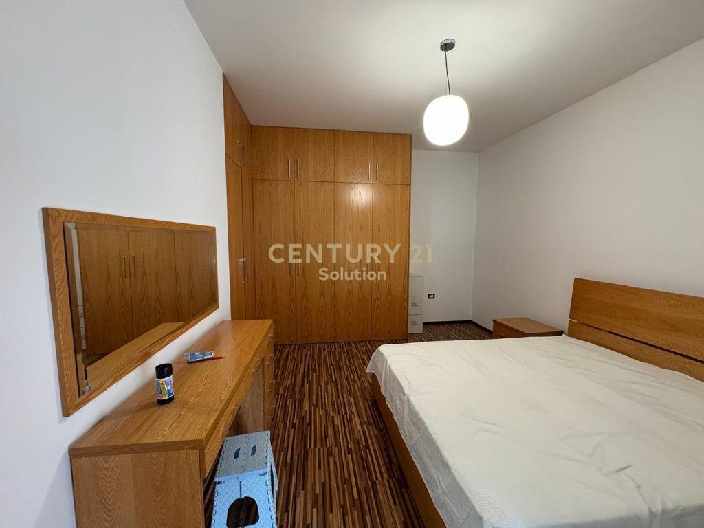 JEPET PER QIRA APARTAMENT 2+1 NE ASTIR !