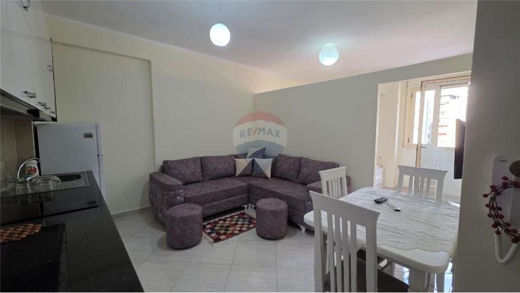 🏡 Studio – Për Qira | Lungomare, Vlorë | 100 m nga deti 🌊