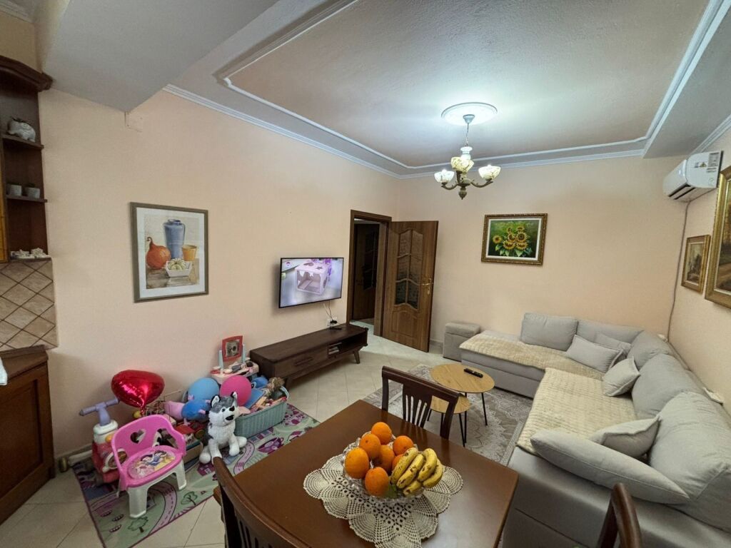 VENDESI APPARTAMENTO 2+1 5 MAJI 12.500.000 LEKE FH-66918