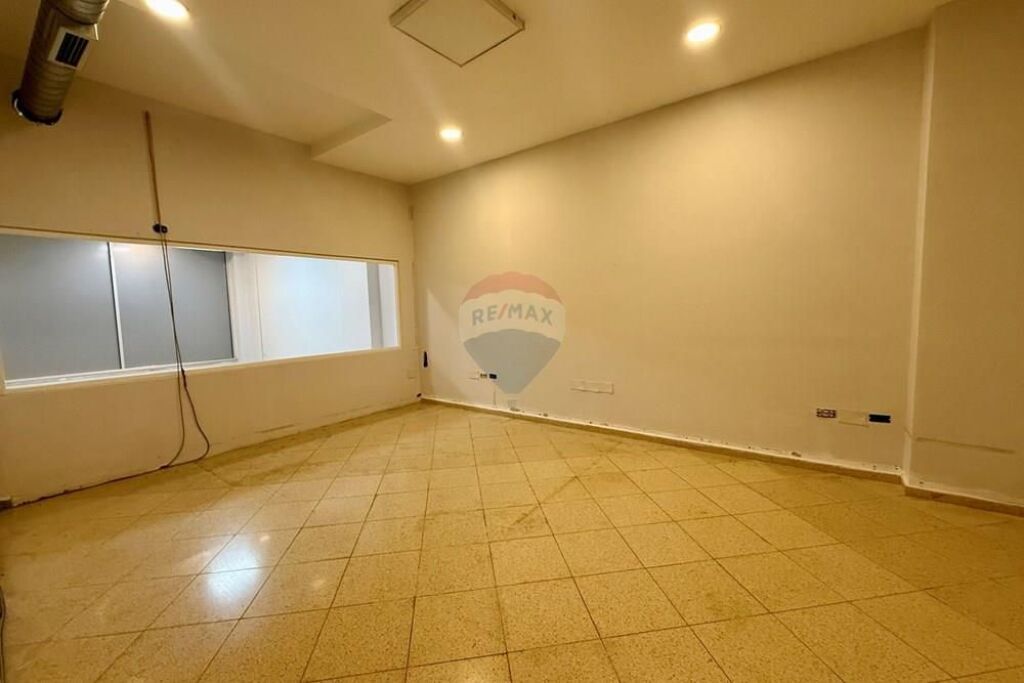 Ufficio - In Vendita - Kodra e Diellit 1, Tirana