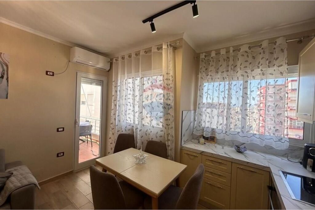 🏡 Apartment 2+1 for Rent – Hasan Kushta Street, Vlora
