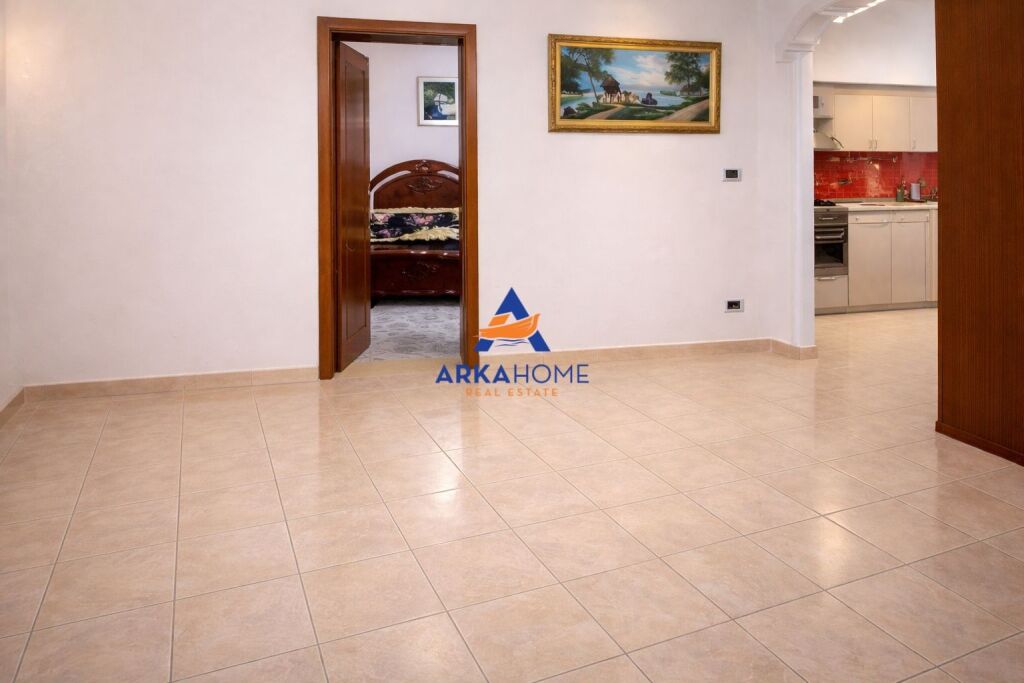 JEPET AMBIENT BIZNESI ME QERA 110M2 "TE RRUGA PJETER BUDI RRUGA E ELBASANIT" 150.000 LEKE